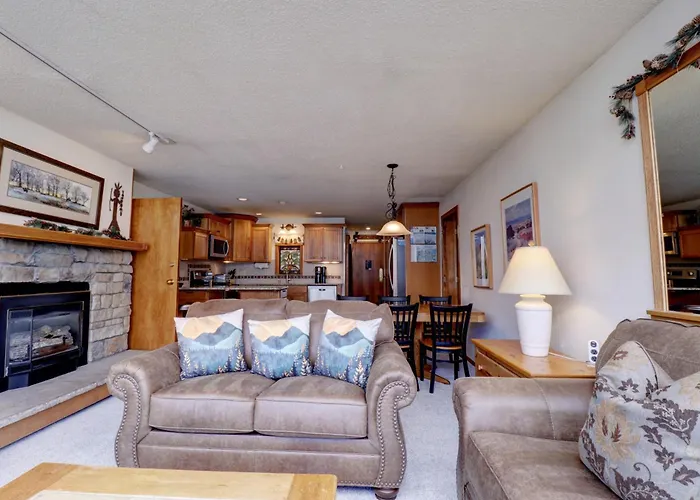 Vs741 Village Square Apartment
