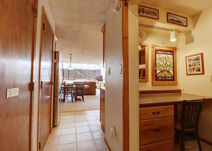 Apartment Vs741 Village Square