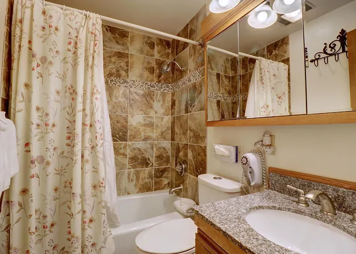 Vs741 Village Square Apartment